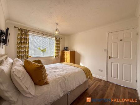 3 bedroom Detached bungalow for sale in Manor Drive, Long Bennington, NG23