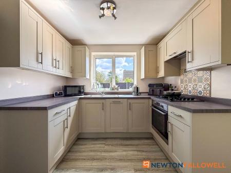 3 bedroom Detached house for sale in Valley Prospect, Newark, NG24