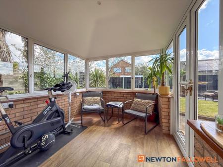3 bedroom Detached house for sale in Valley Prospect, Newark, NG24