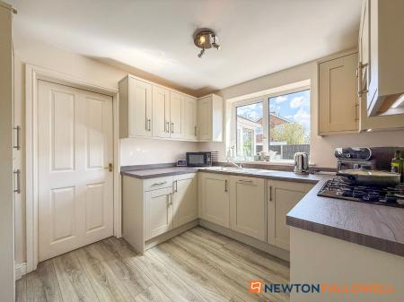 3 bedroom Detached house for sale in Valley Prospect, Newark, NG24