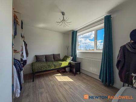 3 bedroom Detached house for sale in Valley Prospect, Newark, NG24