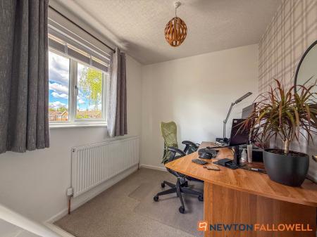 3 bedroom Detached house for sale in Valley Prospect, Newark, NG24