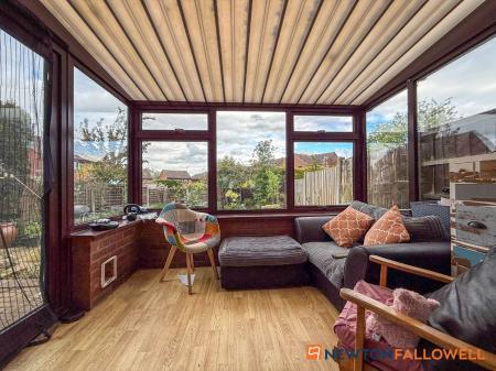 4 bedroom Detached house for sale in Hine Avenue, Newark, NG24