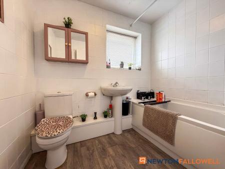 4 bedroom Detached house for sale in Hine Avenue, Newark, NG24