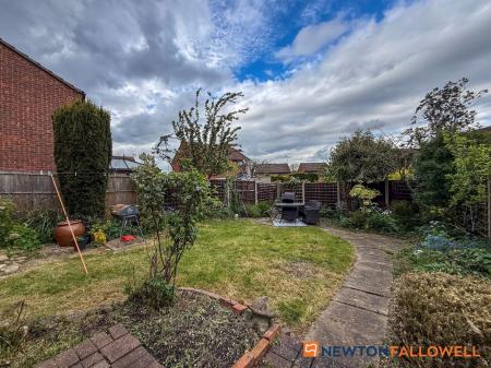 4 bedroom Detached house for sale in Hine Avenue, Newark, NG24