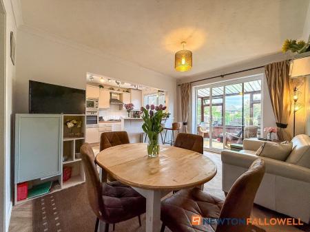 4 bedroom Detached house for sale in Hine Avenue, Newark, NG24