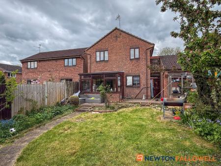4 bedroom Detached house for sale in Hine Avenue, Newark, NG24
