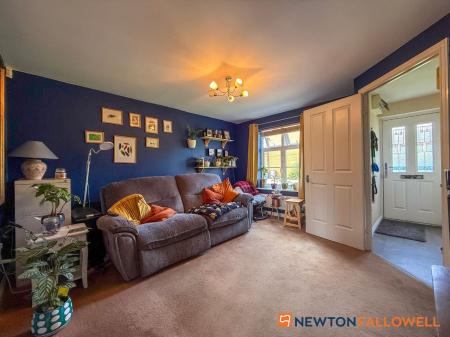 3 bedroom End of terrace house for sale in Emmendingen Avenue, Newark, NG24