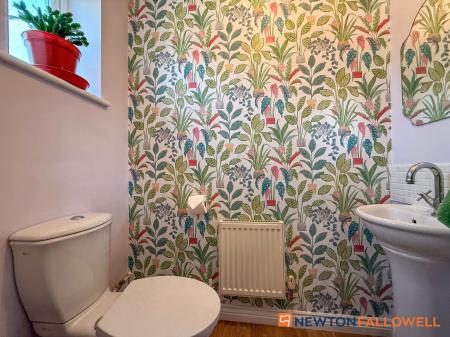 3 bedroom End of terrace house for sale in Emmendingen Avenue, Newark, NG24