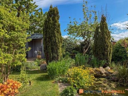 4 bedroom Detached house for sale in Kersall, Newark, NG22