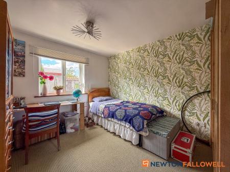 4 bedroom Detached house for sale in Kersall, Newark, NG22