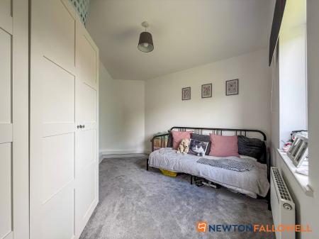 2 bedroom Maisonette for sale in Lord Hawke Way, Newark, NG24