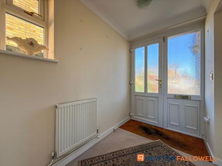 3 bedroom Detached bungalow for sale in Wordsworth Drive, Balderton, NG24