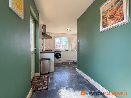 3 bedroom Semi-detached house for sale in Staunton Road, Newark, NG24