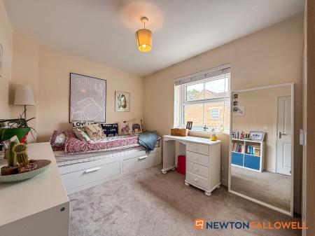 2 bedroom Terraced House for sale in Lavender Way, Newark, NG24