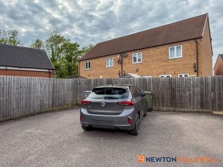 2 bedroom Terraced House for sale in Lavender Way, Newark, NG24