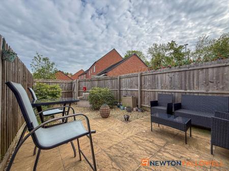 2 bedroom Terraced House for sale in Lavender Way, Newark, NG24