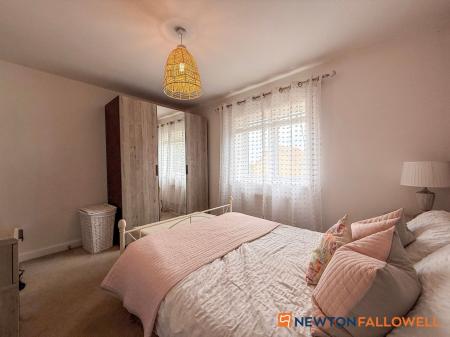 2 bedroom Terraced House for sale in Lavender Way, Newark, NG24
