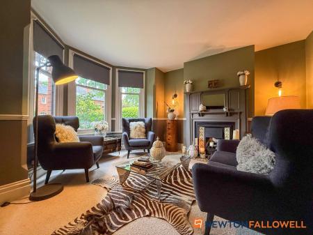4 bedroom Semi-detached house for sale in The Park, Newark, NG24