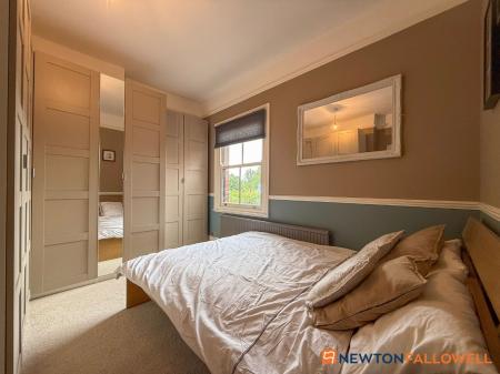 4 bedroom Semi-detached house for sale in The Park, Newark, NG24