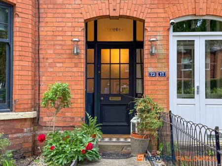 4 bedroom Semi-detached house for sale in The Park, Newark, NG24