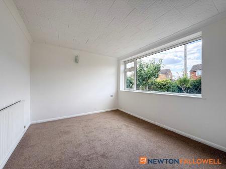 3 bedroom Semi-detached bungalow for sale in Coleridge Road, Balderton, NG24