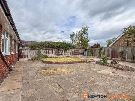 3 bedroom Semi-detached bungalow for sale in Coleridge Road, Balderton, NG24