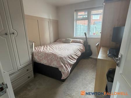 2 bedroom Semi-detached house for sale in Hawthorn Way, Bassingham, LN5