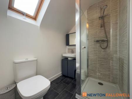 4 bedroom Semi-detached house for sale in Raddle Way, Middlebeck, NG24