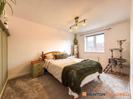 4 bedroom Semi-detached house for sale in Raddle Way, Middlebeck, NG24