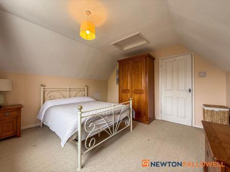 3 bedroom Detached house for sale in Ransome Close, Newark, NG24