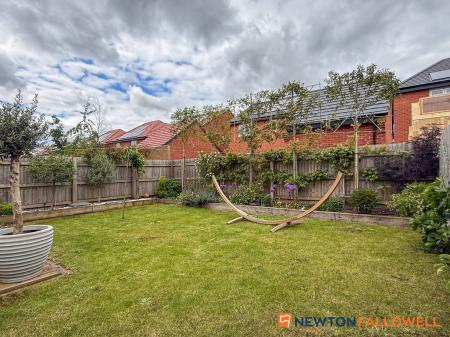 3 bedroom Semi-detached house for sale in Marigold Way, Newark, NG24