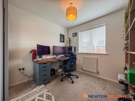 3 bedroom Semi-detached house for sale in Marigold Way, Newark, NG24