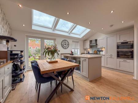 3 bedroom Semi-detached house for sale in Marigold Way, Newark, NG24