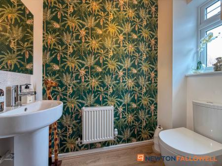 3 bedroom Semi-detached house for sale in Marigold Way, Newark, NG24