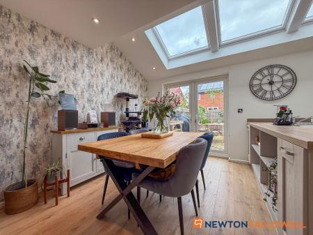 3 bedroom Semi-detached house for sale in Marigold Way, Newark, NG24