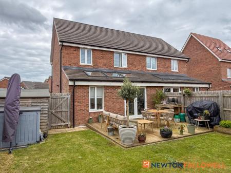 3 bedroom Semi-detached house for sale in Marigold Way, Newark, NG24