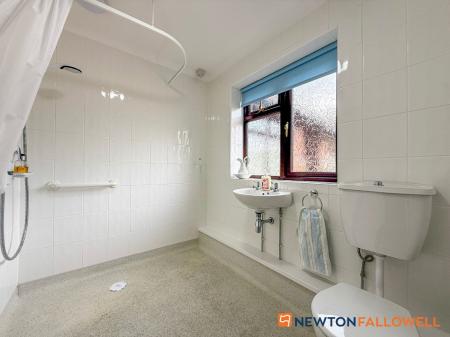 3 bedroom Detached bungalow for sale in School Lane, Farndon, NG24