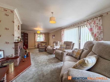3 bedroom Detached bungalow for sale in School Lane, Farndon, NG24