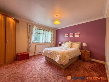 3 bedroom Detached bungalow for sale in School Lane, Farndon, NG24