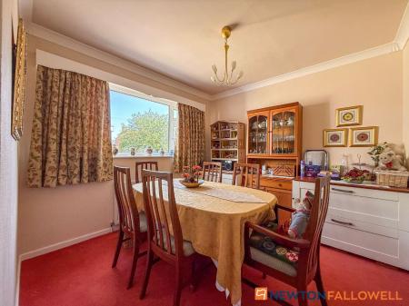 4 bedroom Detached house for sale in Barnby Road, Newark, NG24