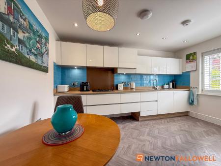 3 bedroom Detached house for sale in Weaver Avenue, Newark, NG24