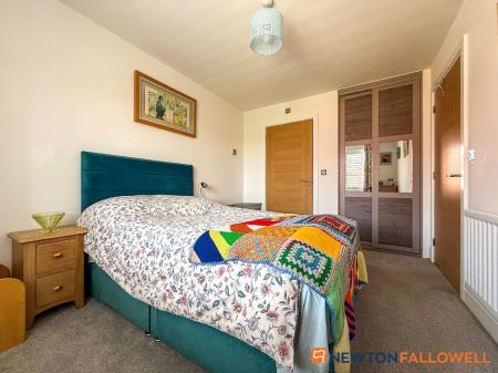 3 bedroom Detached house for sale in Weaver Avenue, Newark, NG24