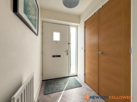 3 bedroom Detached house for sale in Weaver Avenue, Newark, NG24