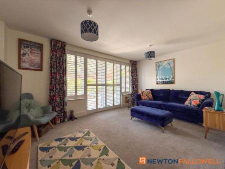3 bedroom Detached house for sale in Weaver Avenue, Newark, NG24