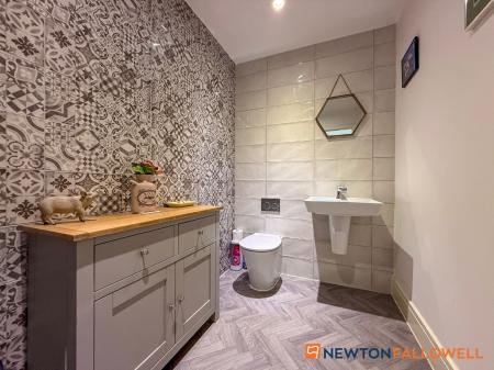 3 bedroom Detached house for sale in Weaver Avenue, Newark, NG24