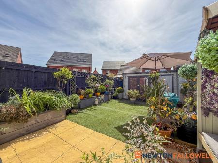 2 bedroom Semi-detached house for sale in Furrow Close, Middlebeck, NG24