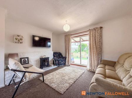 3 bedroom Semi-detached house for sale in Masefield Crescent, Balderton, NG24