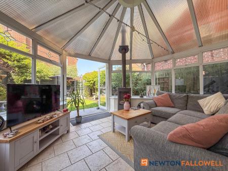 3 bedroom Detached house for sale in Revill Close, Claypole, NG23