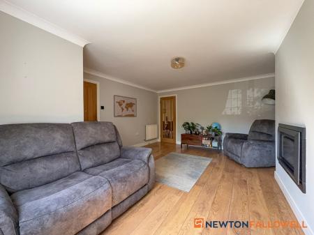 3 bedroom Detached house for sale in Revill Close, Claypole, NG23